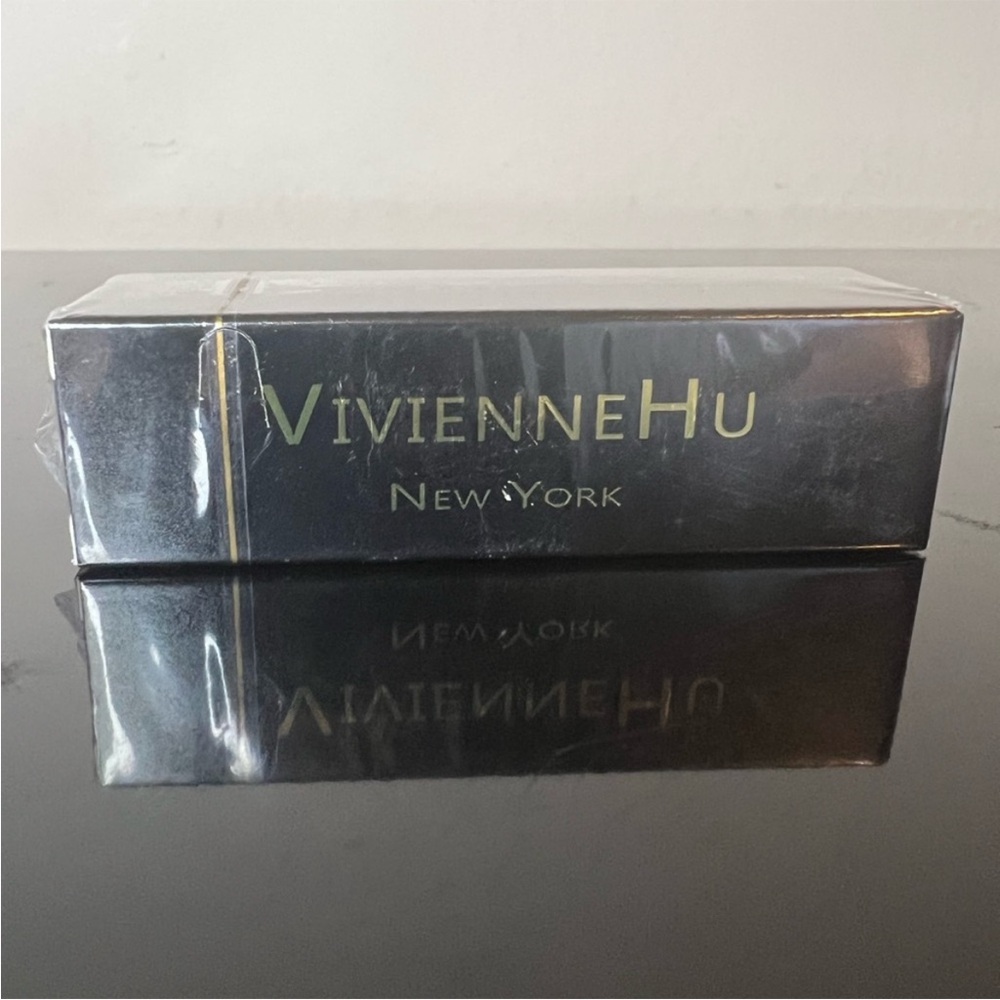 VivienneHu Beauty
LIPSTICK 908 New!